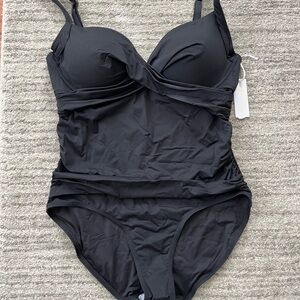 Anne Cole Black One-Piece Swimsuit with Twist Front